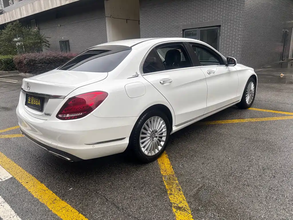 Mercedes-Benz C-Class — миниатюра 18