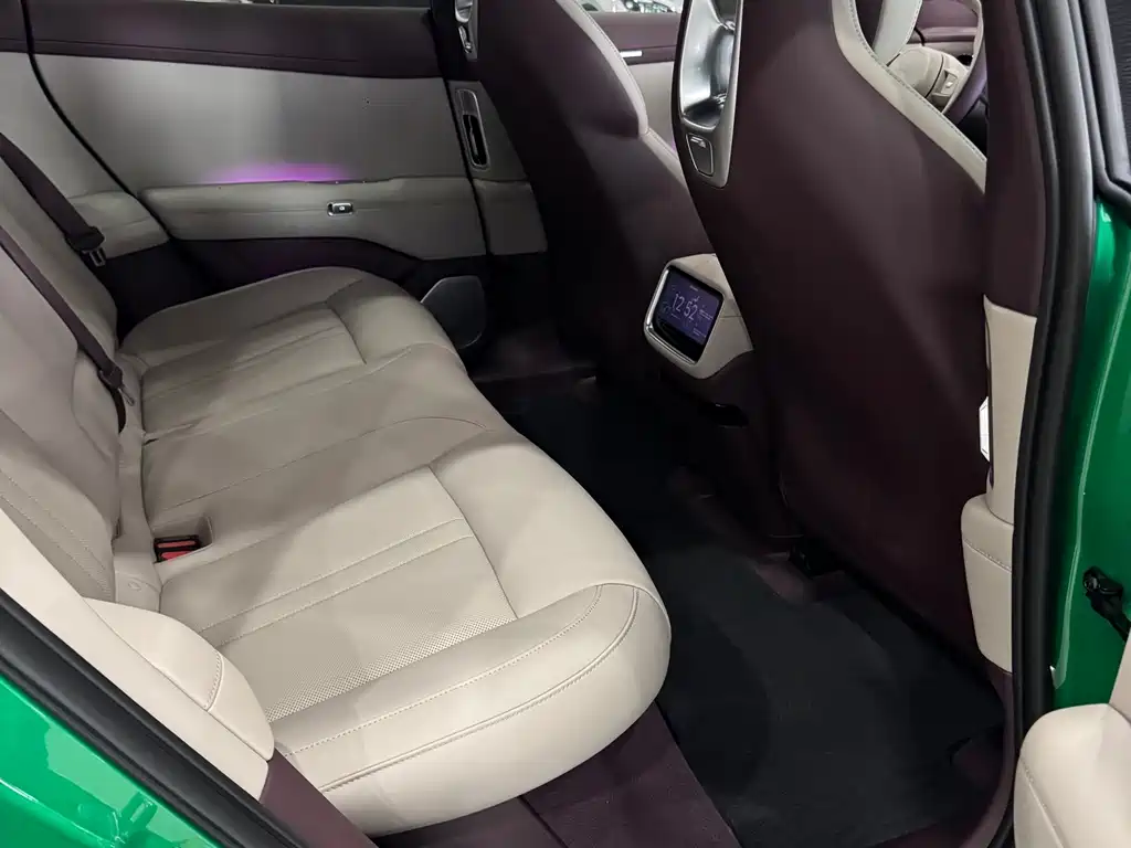 XIAOMI CAR XIAOMI YU7