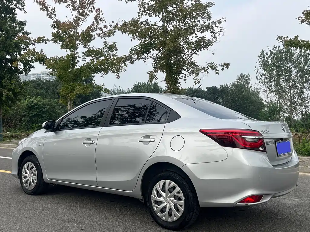 Toyota Vios 2022 — фото 4