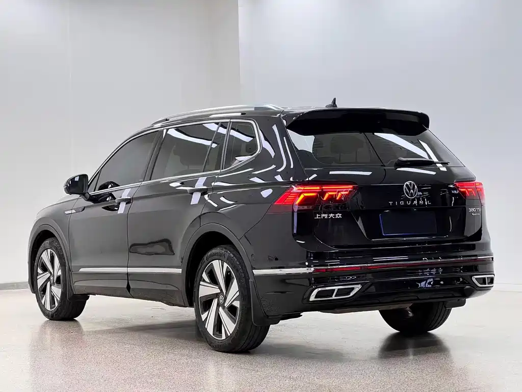 Volkswagen Tiguan L — миниатюра 5