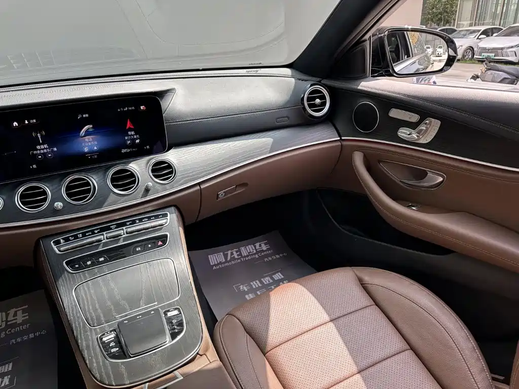 Mercedes-Benz E-Class PHEV 2023 — фото 10