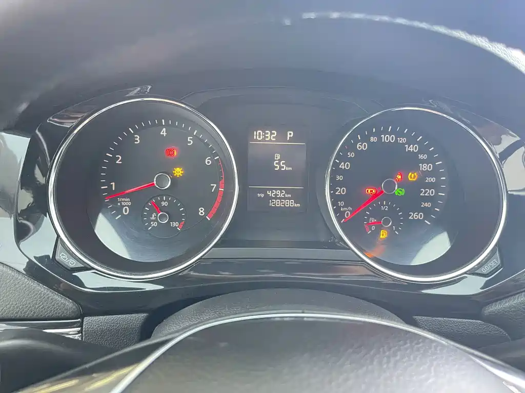 Volkswagen Sagitar — миниатюра 6