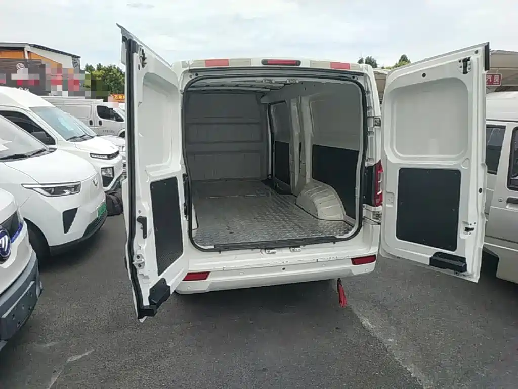 Dongfeng EM27 — миниатюра 19