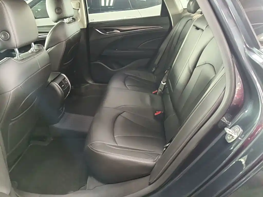 Buick LaCrosse — миниатюра 17