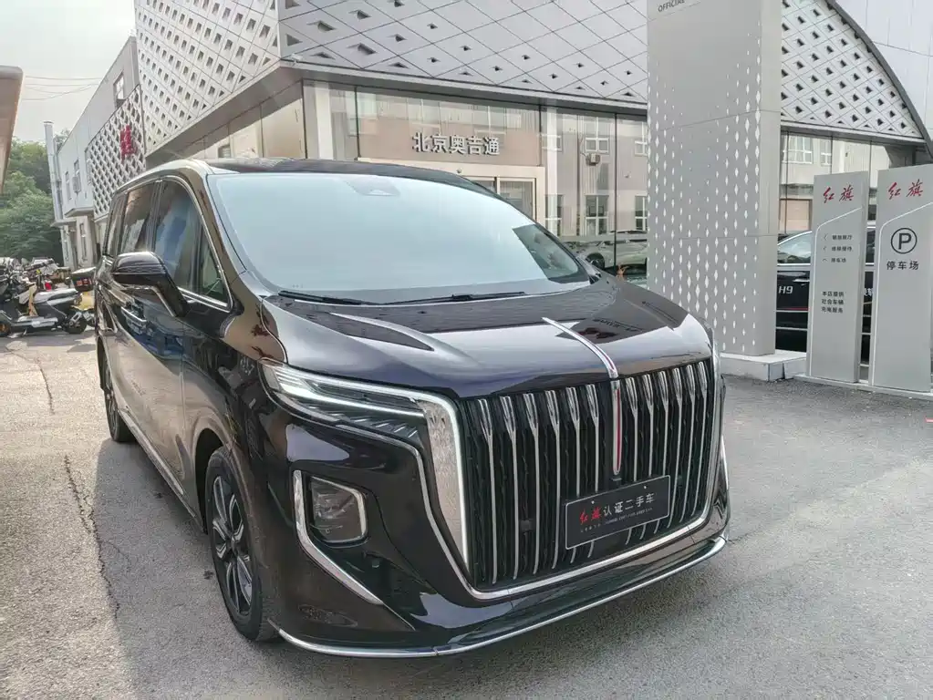 Hongqi HQ9 2023 2.0T