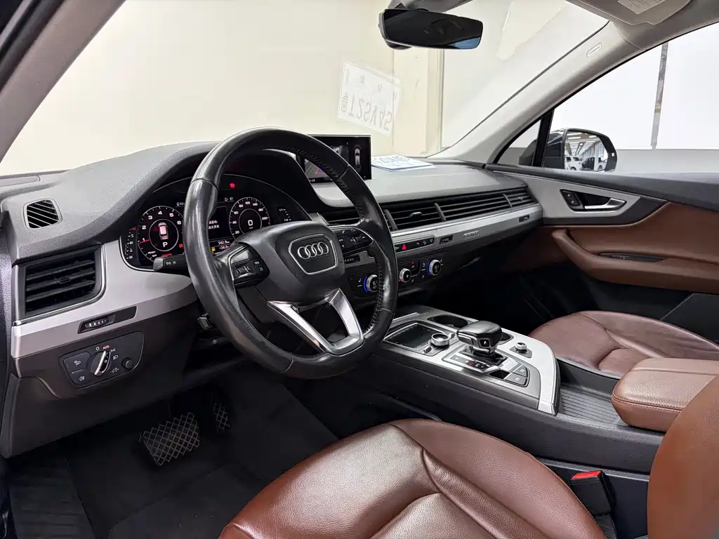 Audi Q7 — миниатюра 4