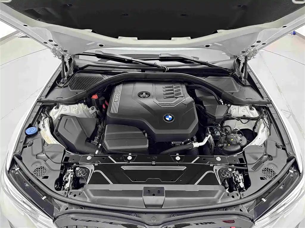 BMW 3 Series — миниатюра 28