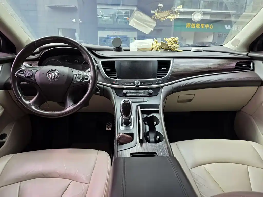 Buick LaCrosse — миниатюра 5