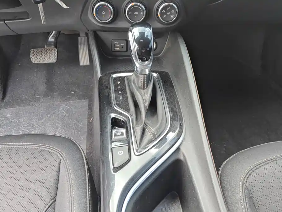 Buick Verano — миниатюра 16
