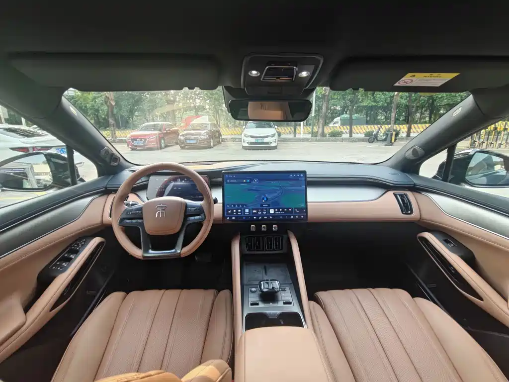 BYD L EV — миниатюра 16