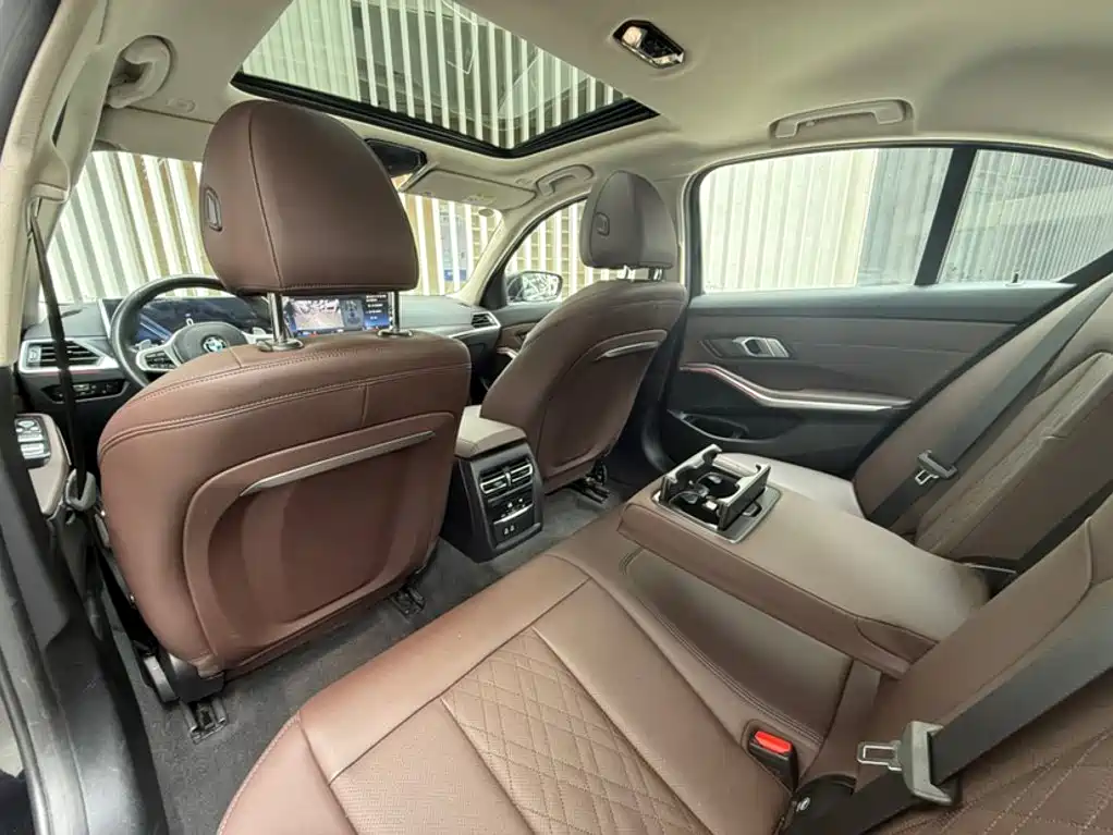 BMW 3 Series — миниатюра 18
