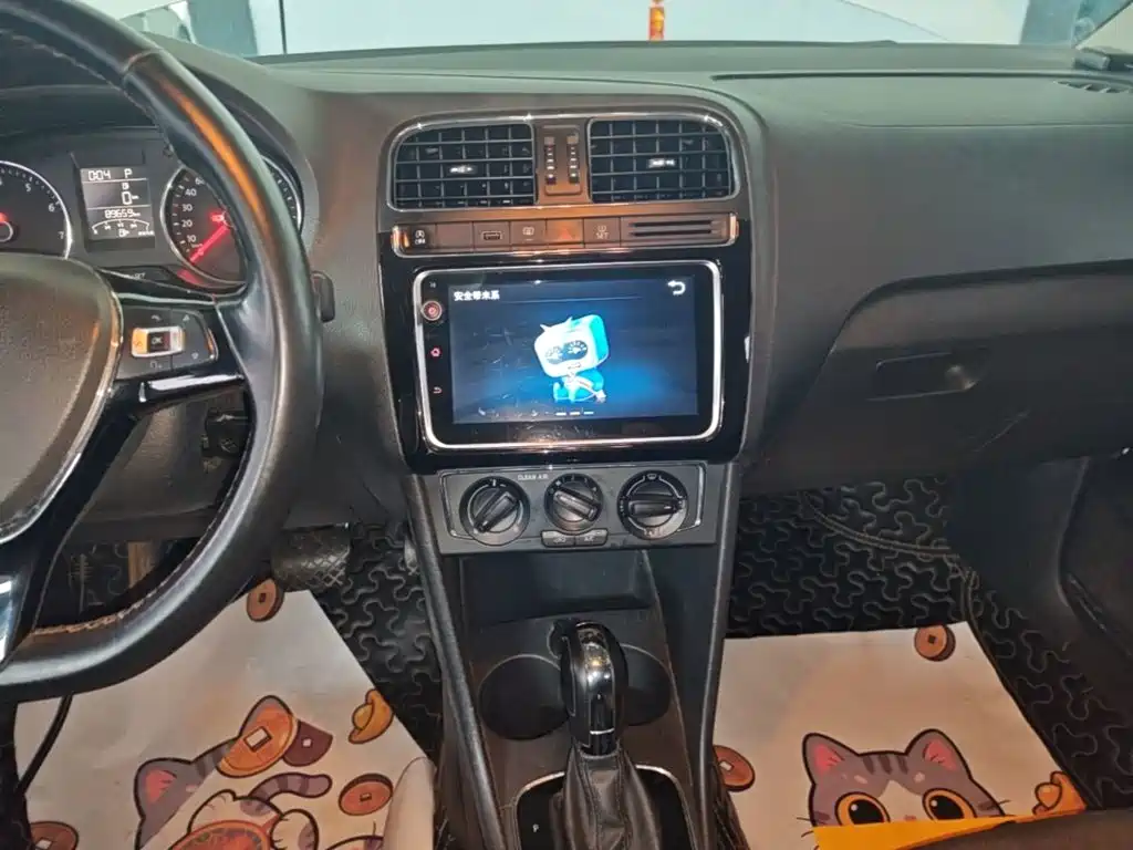 Volkswagen Polo — миниатюра 13