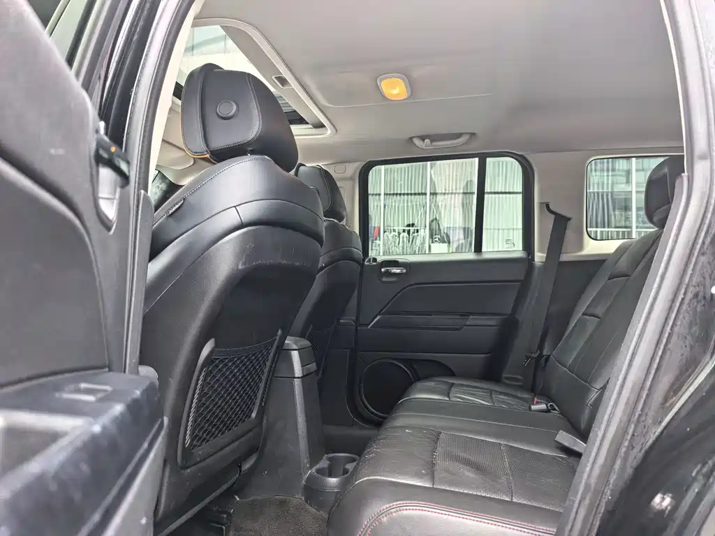 Jeep Patriot — миниатюра 9