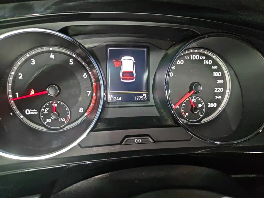Volkswagen Tiguan L — миниатюра 8