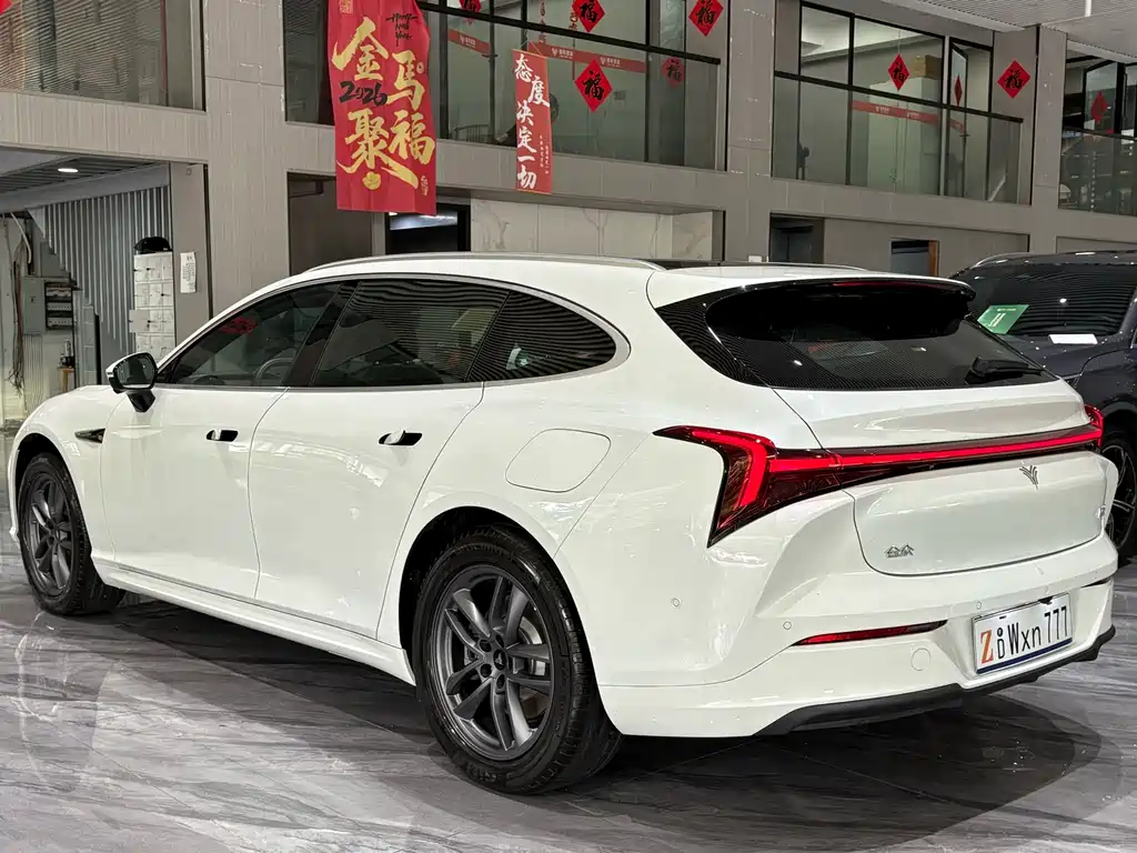 Neta S Shooting Brake — миниатюра 32