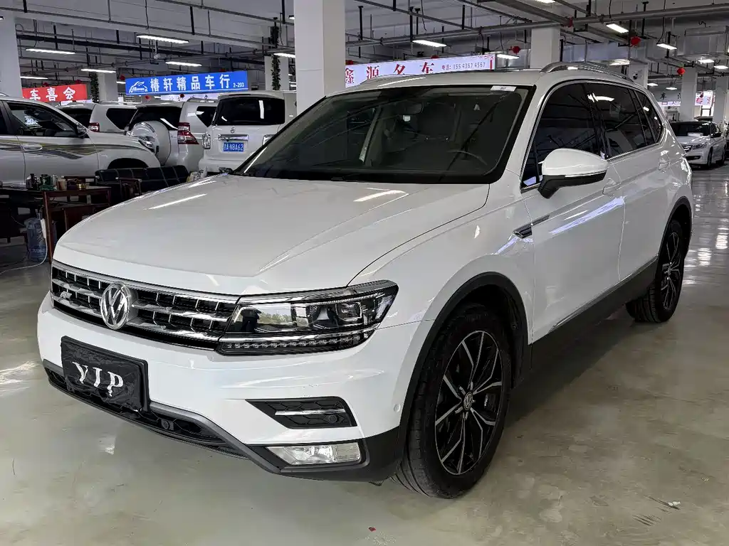Купить Volkswagen Tiguan L
