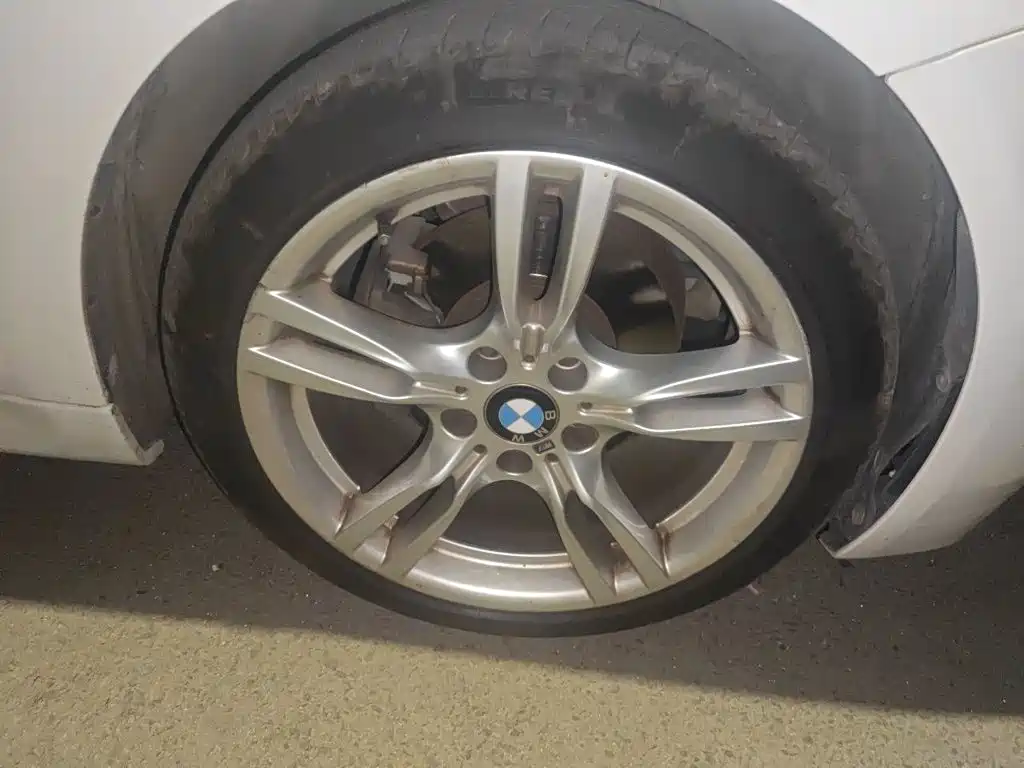 BMW 3 Series — миниатюра 8