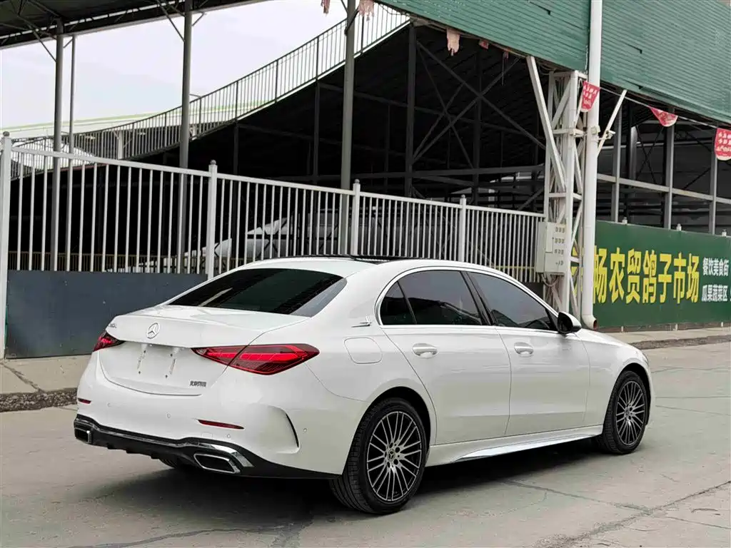 Mercedes-Benz C-Class