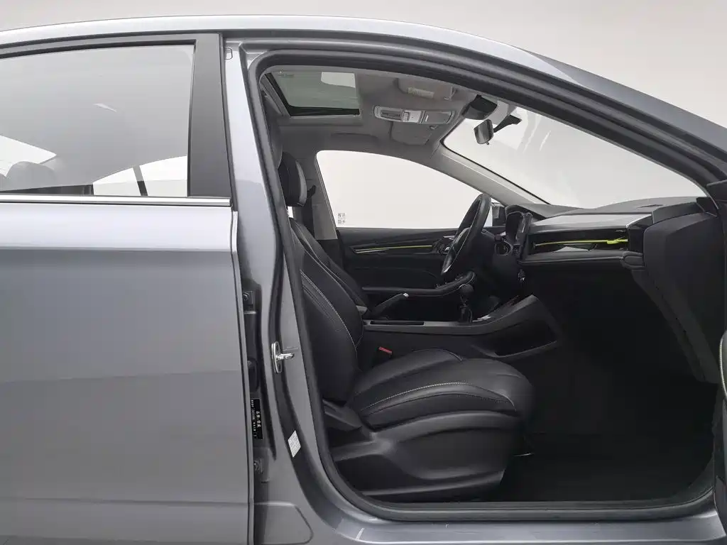 Roewe i5 — миниатюра 23