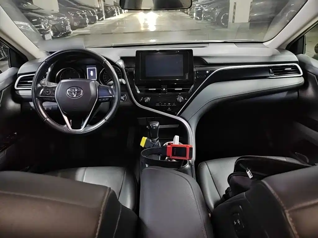 Toyota Camry 2023 2.0GVP Lead