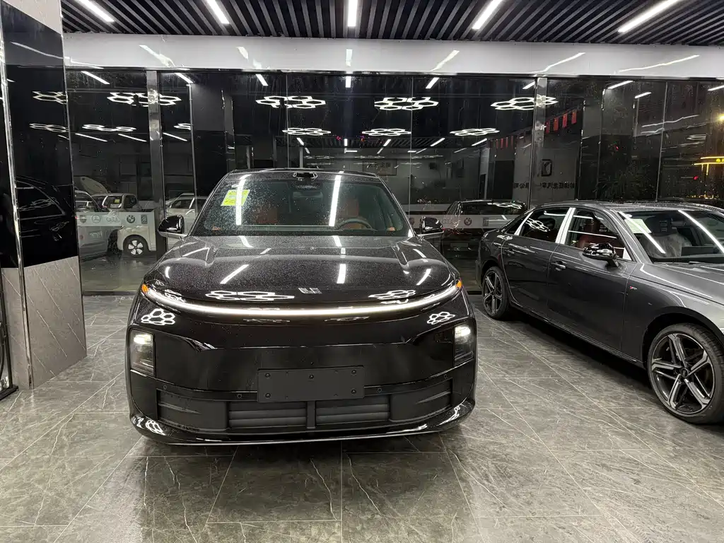 Li Auto IDEAL L6