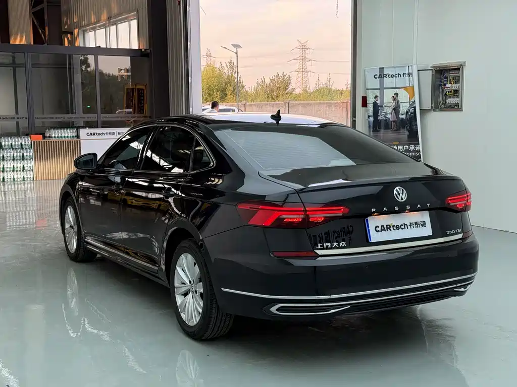 Volkswagen Passat — миниатюра 13
