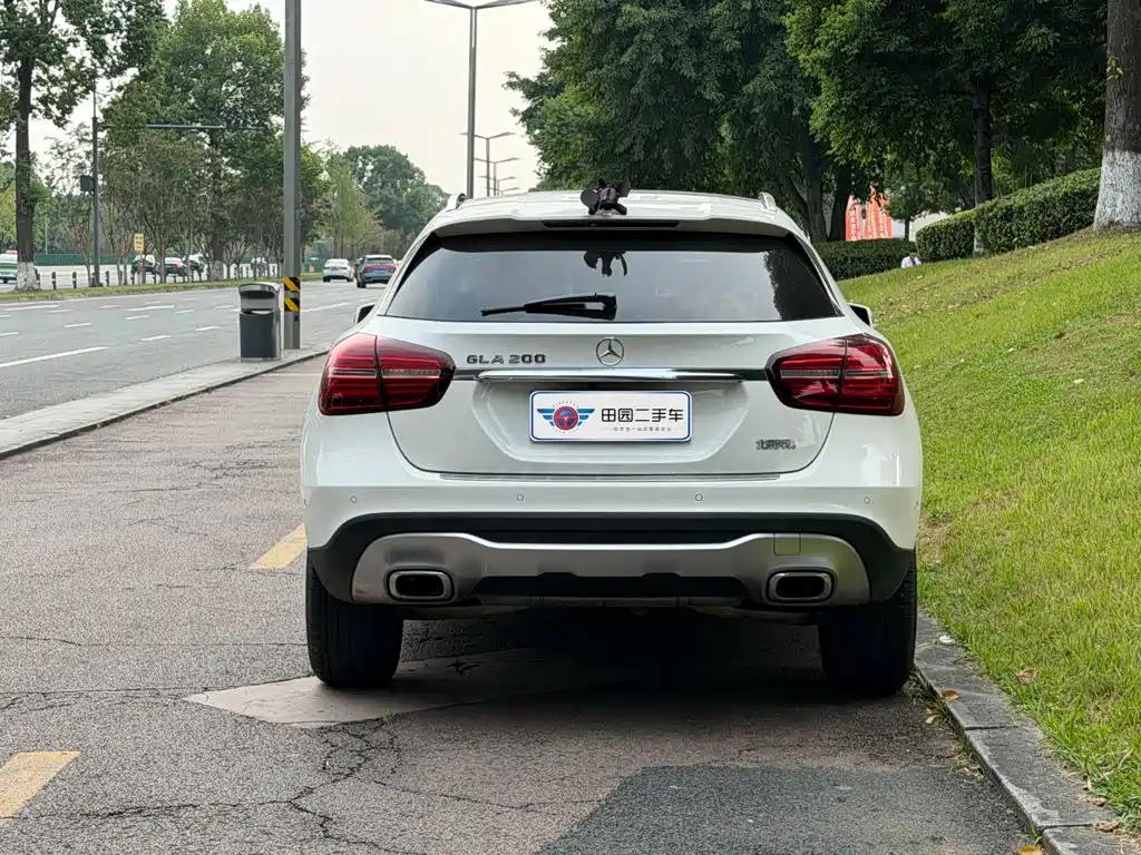 Mercedes-Benz GLA — миниатюра 5