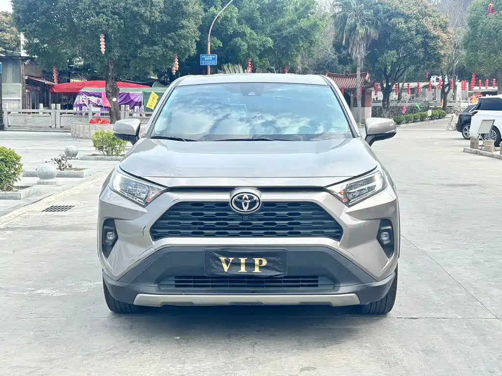 TOYOTA RAV4 RONGFANG