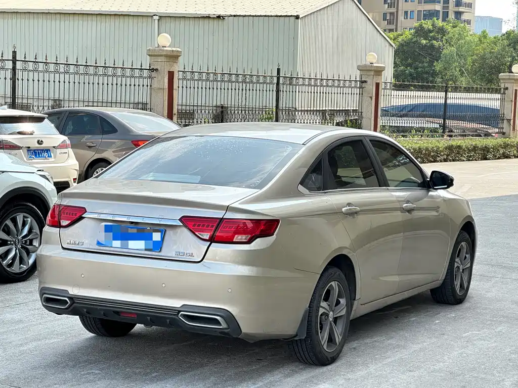 Geely Emgrand GL — миниатюра 9