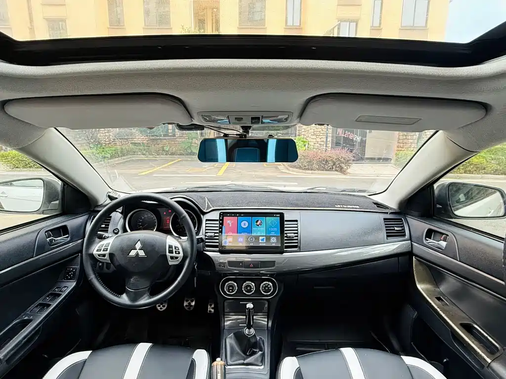 Mitsubishi Lancer EX — миниатюра 4