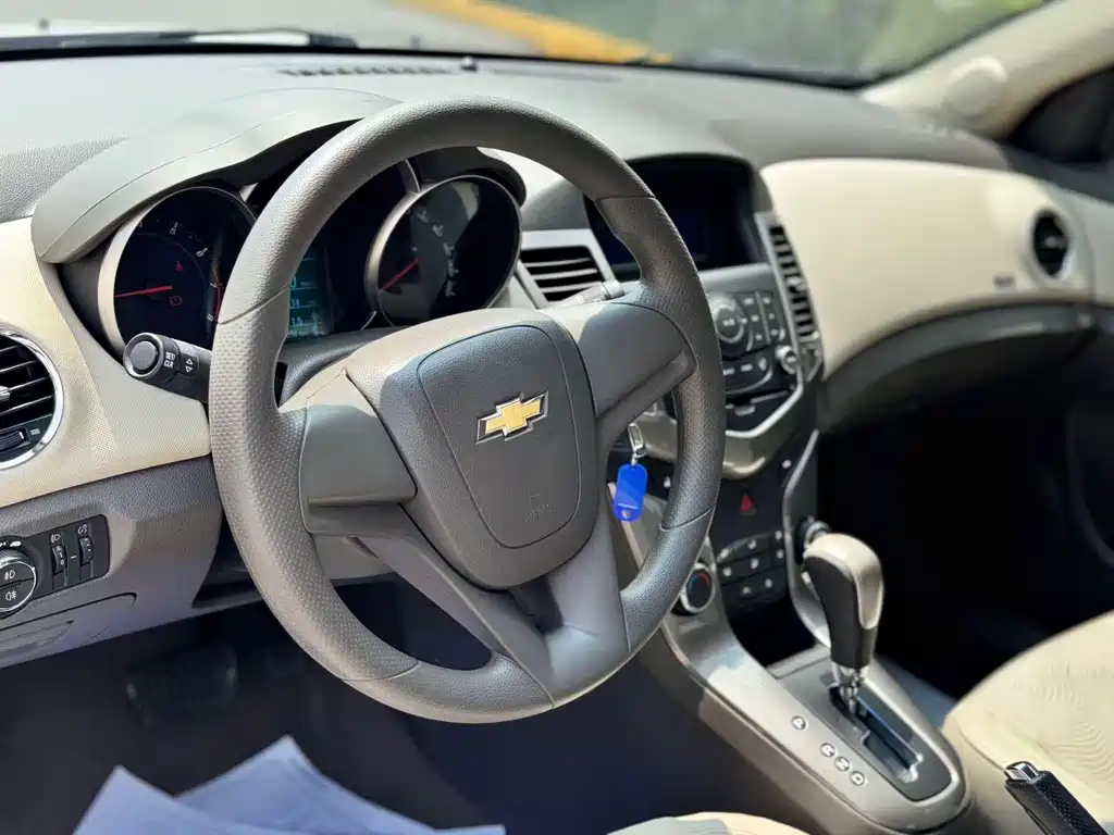 Chevrolet Cruze — миниатюра 7