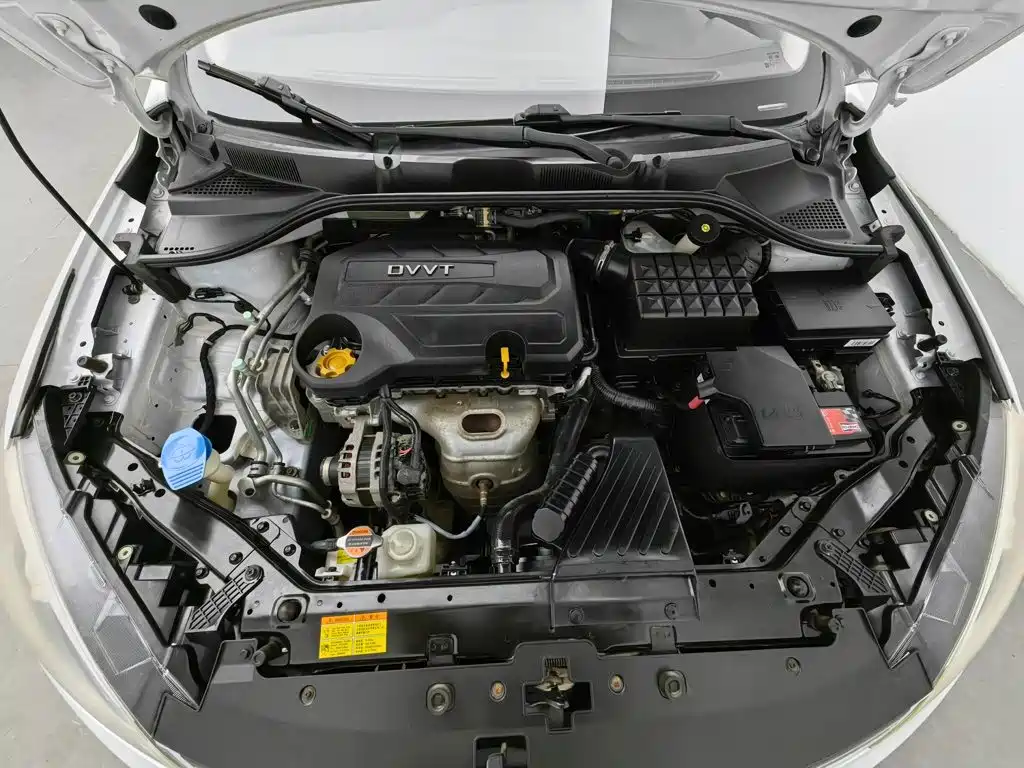 Roewe 360 — миниатюра 6