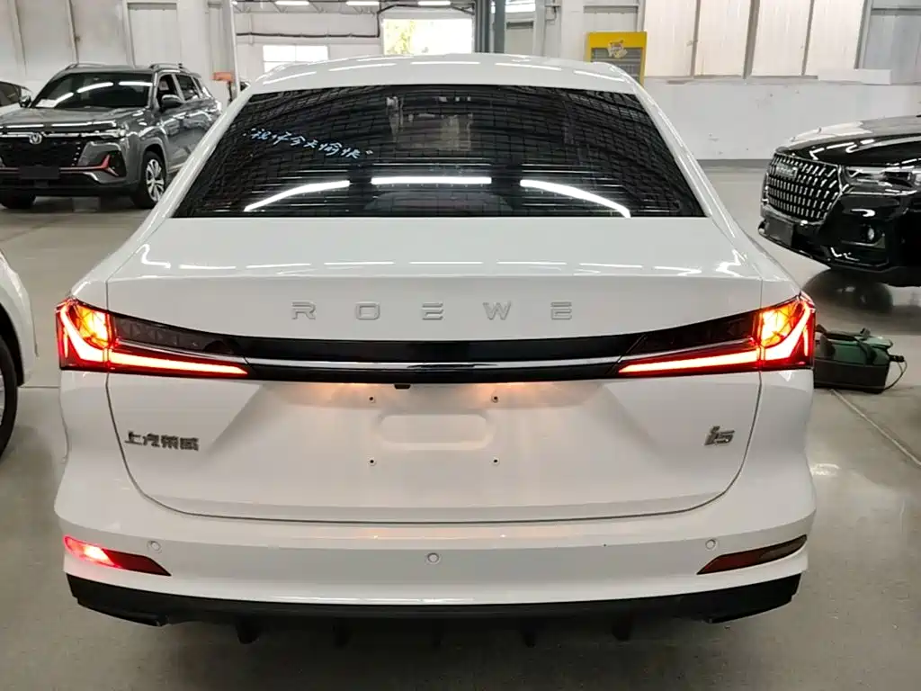 Roewe i5 — миниатюра 6