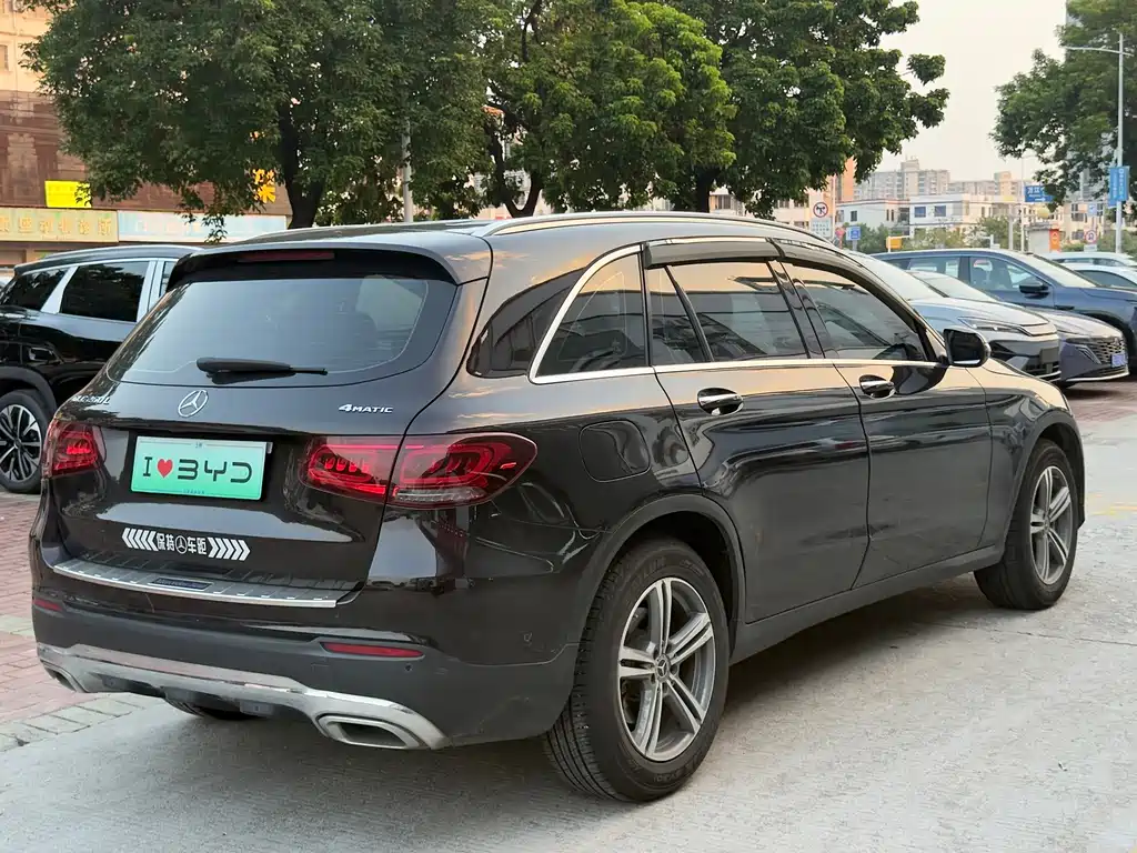 Mercedes-Benz GLC — миниатюра 12