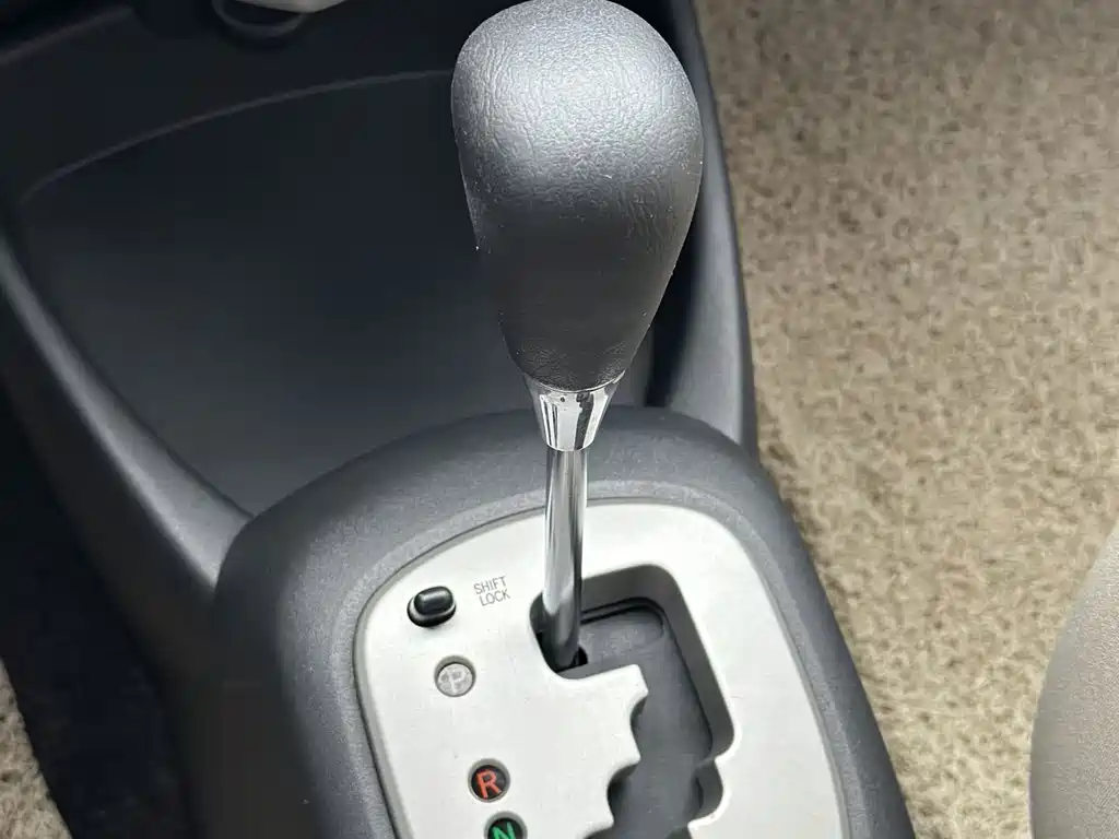 Toyota Yaris — миниатюра 5