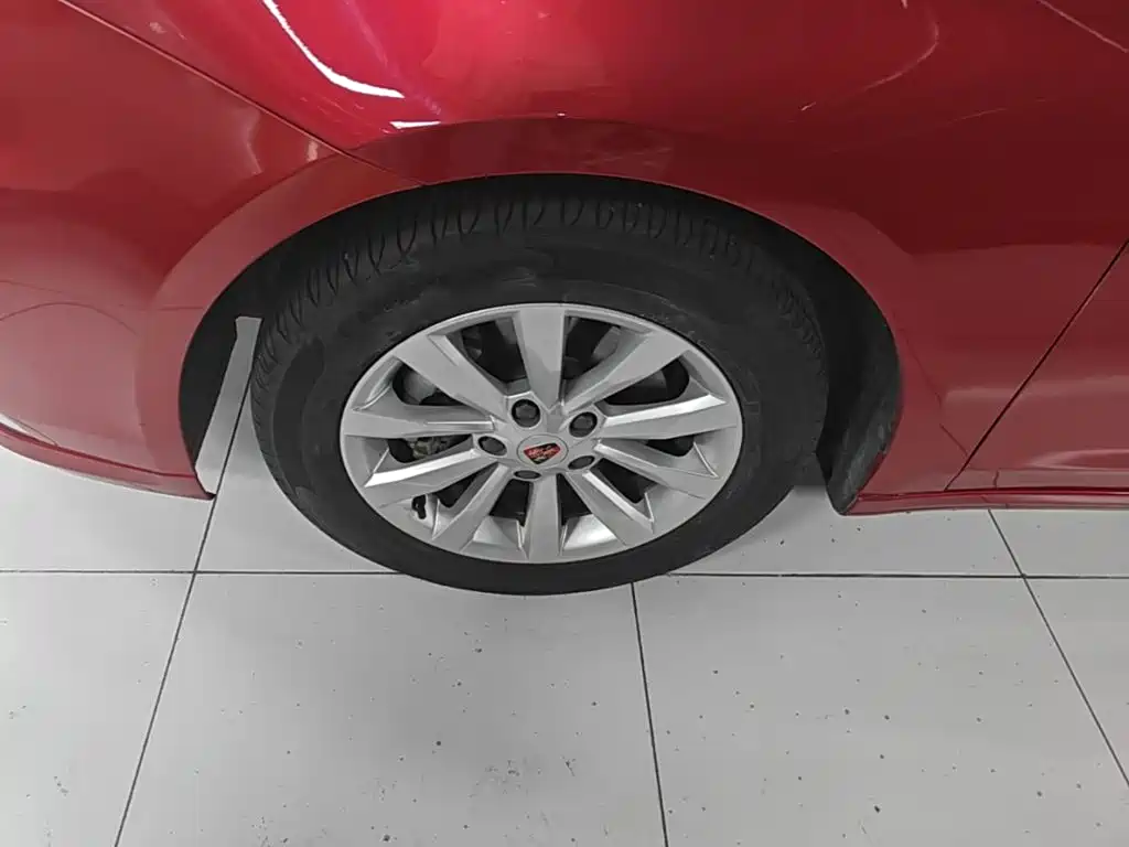 Roewe i6 New Energy — миниатюра 23