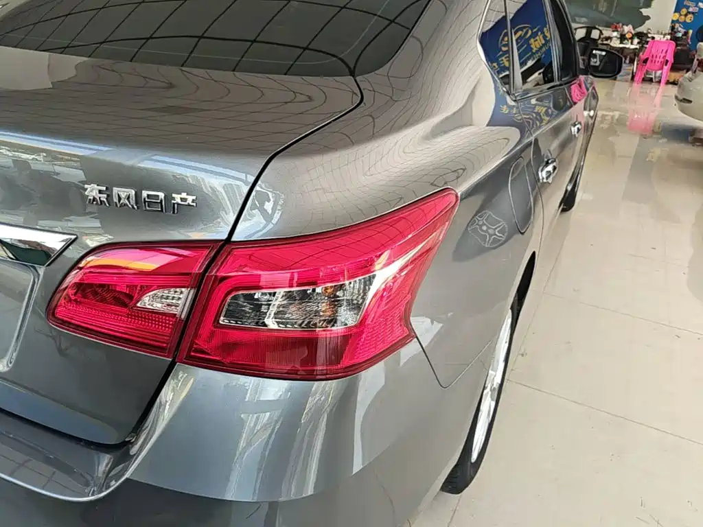 Nissan Sylphy — миниатюра 8