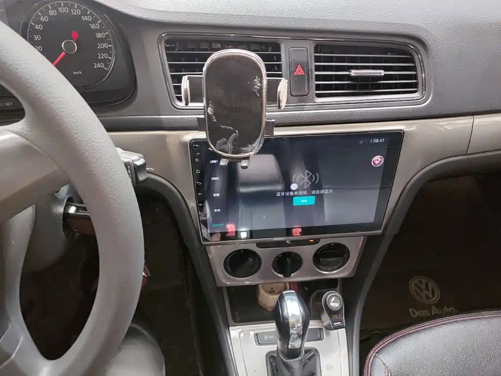 Volkswagen Lavida — миниатюра 13