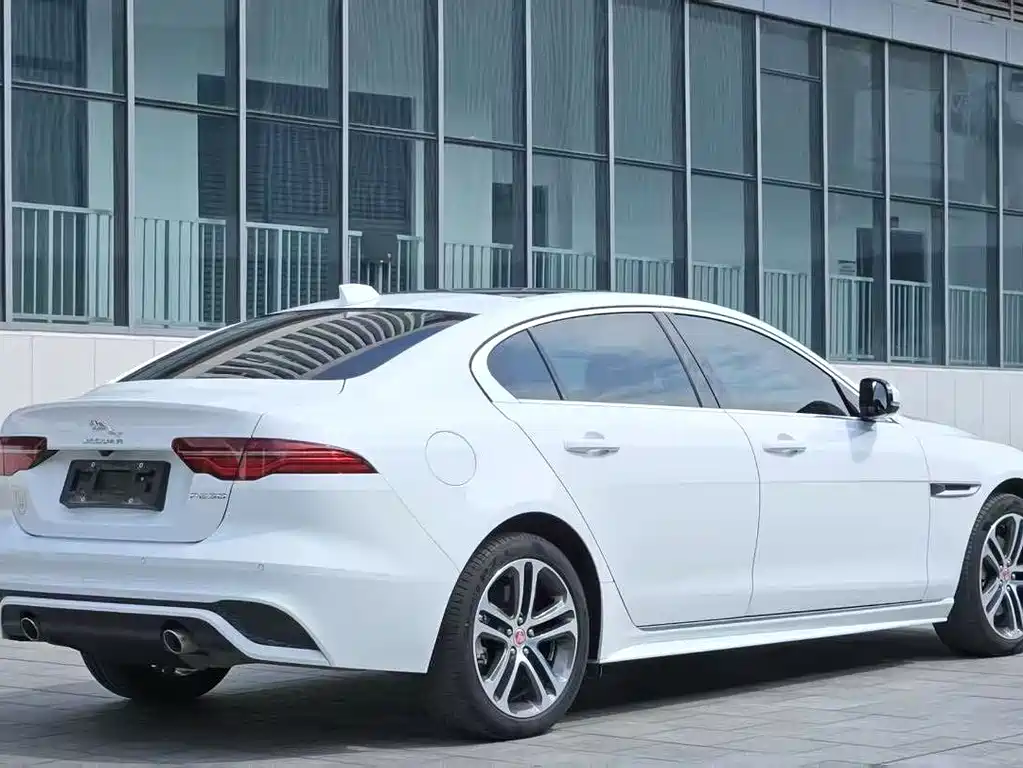 Jaguar XEL 2023 2.0T 250PS R-DYNAMIC S Sport