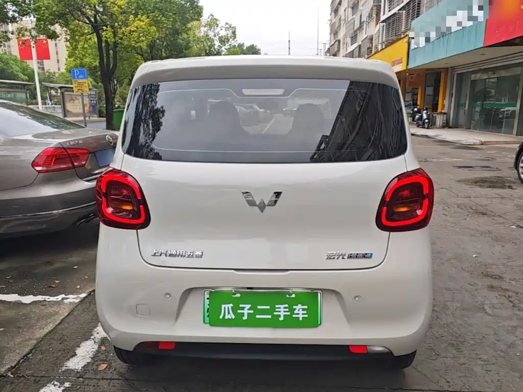 Wuling MINIEV — миниатюра 4