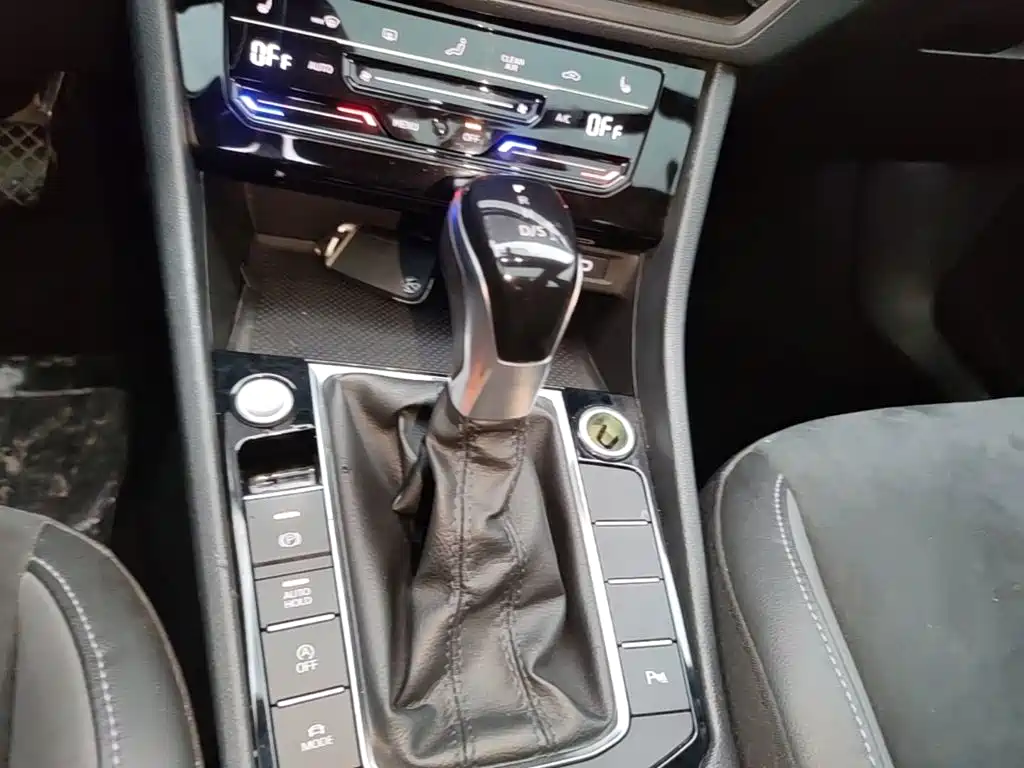 Volkswagen Sagitar — миниатюра 14