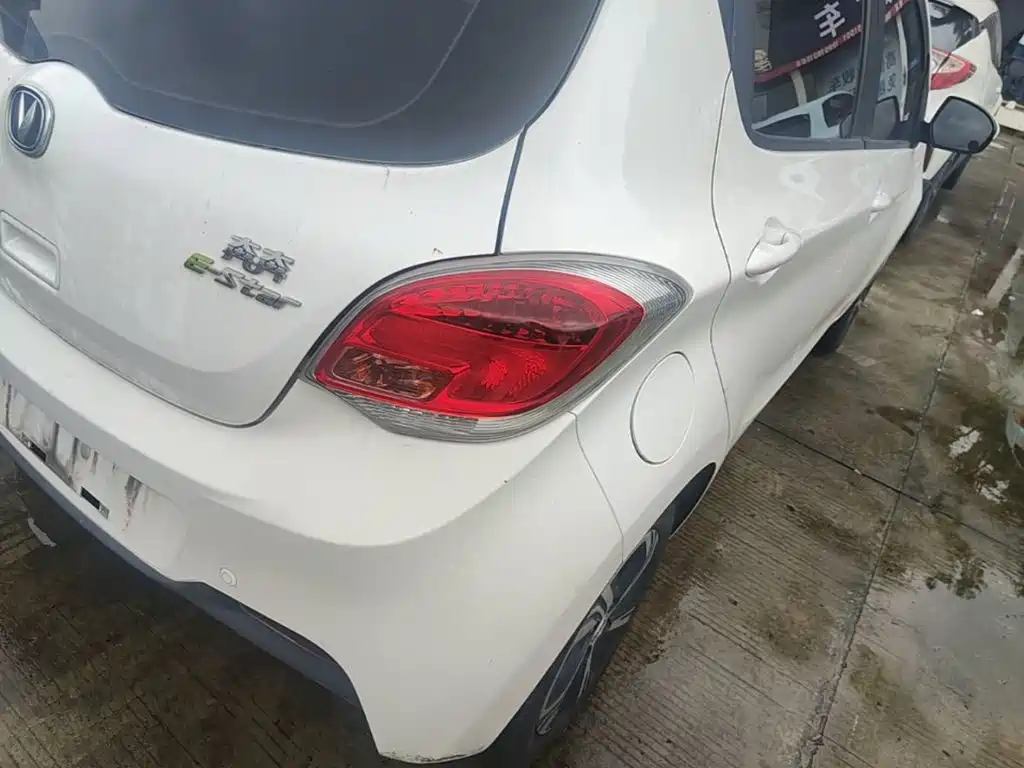 Changan Benben E-Star — миниатюра 8