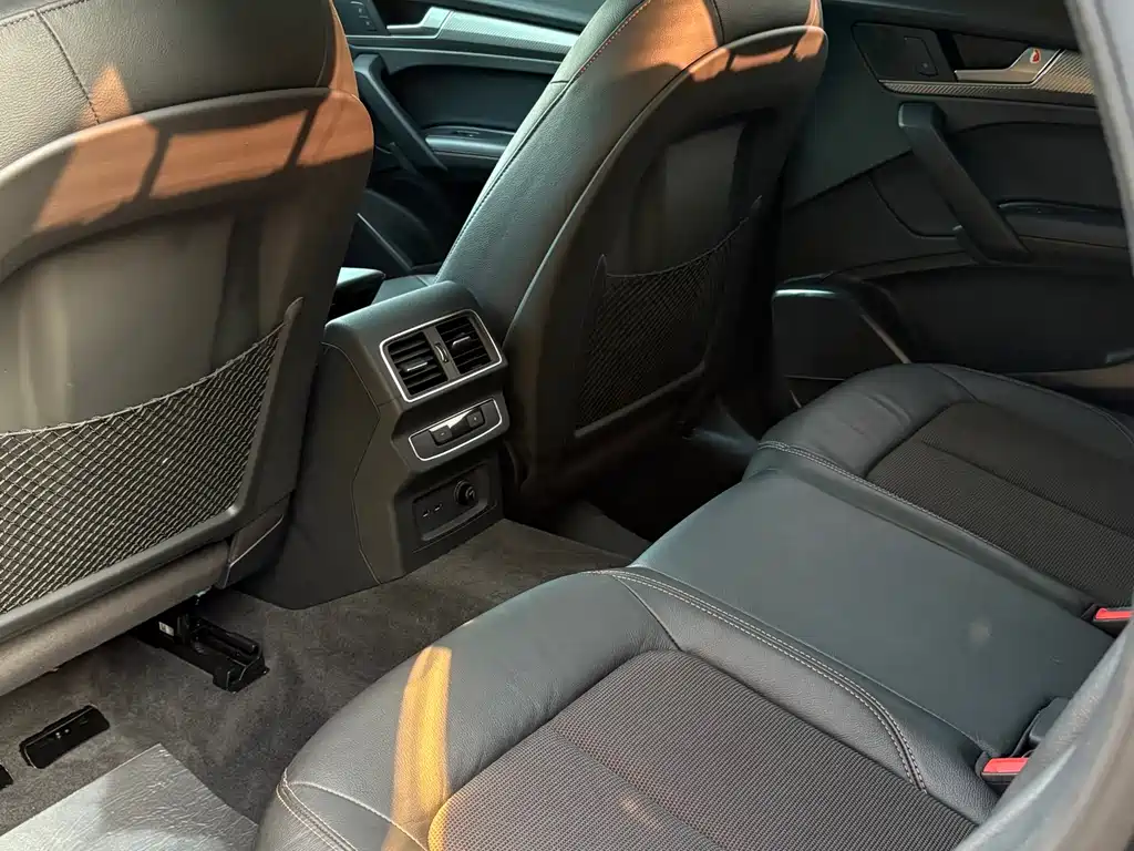 Audi Q5L 2018 45 TFSI Premium Fashion VI