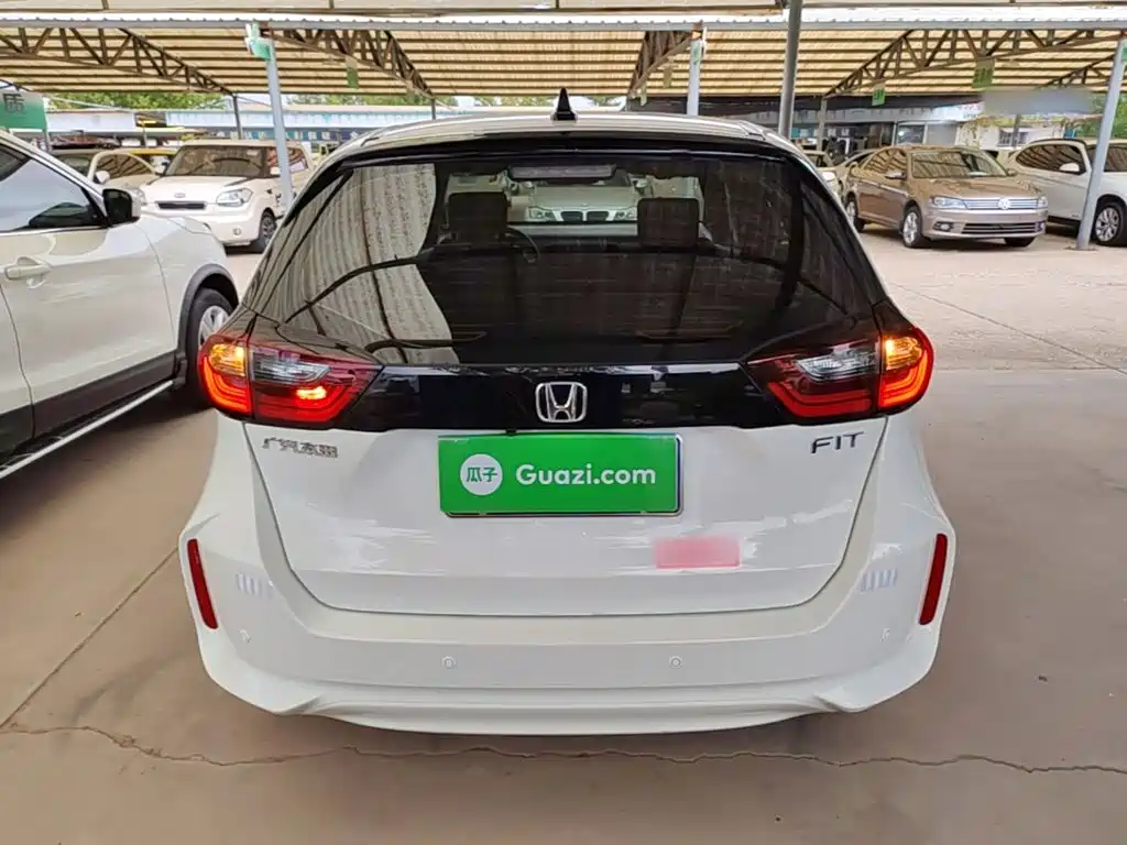 Honda Fit — миниатюра 6