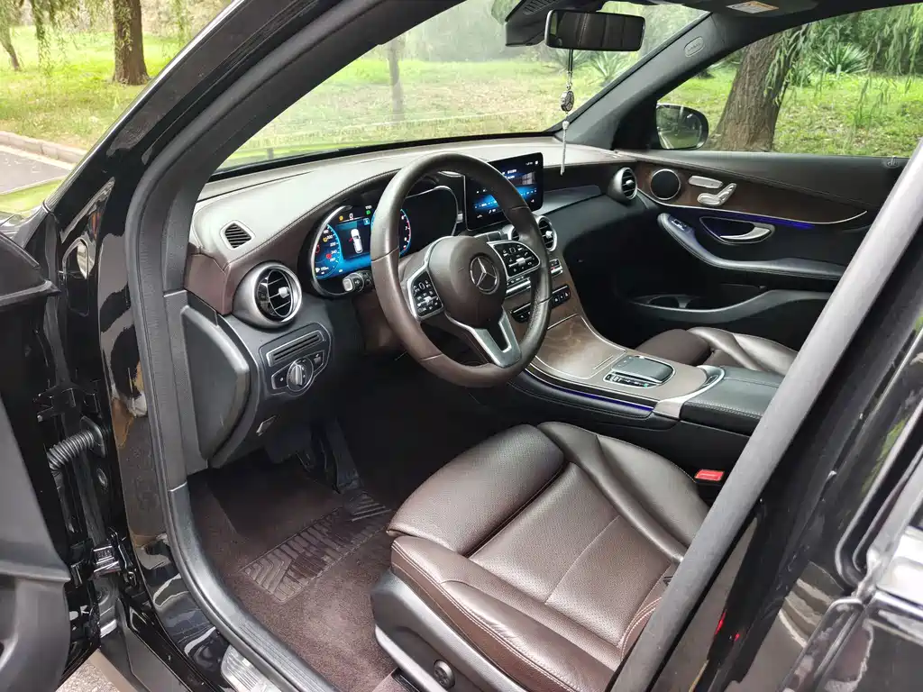 Mercedes-Benz GLC — миниатюра 8