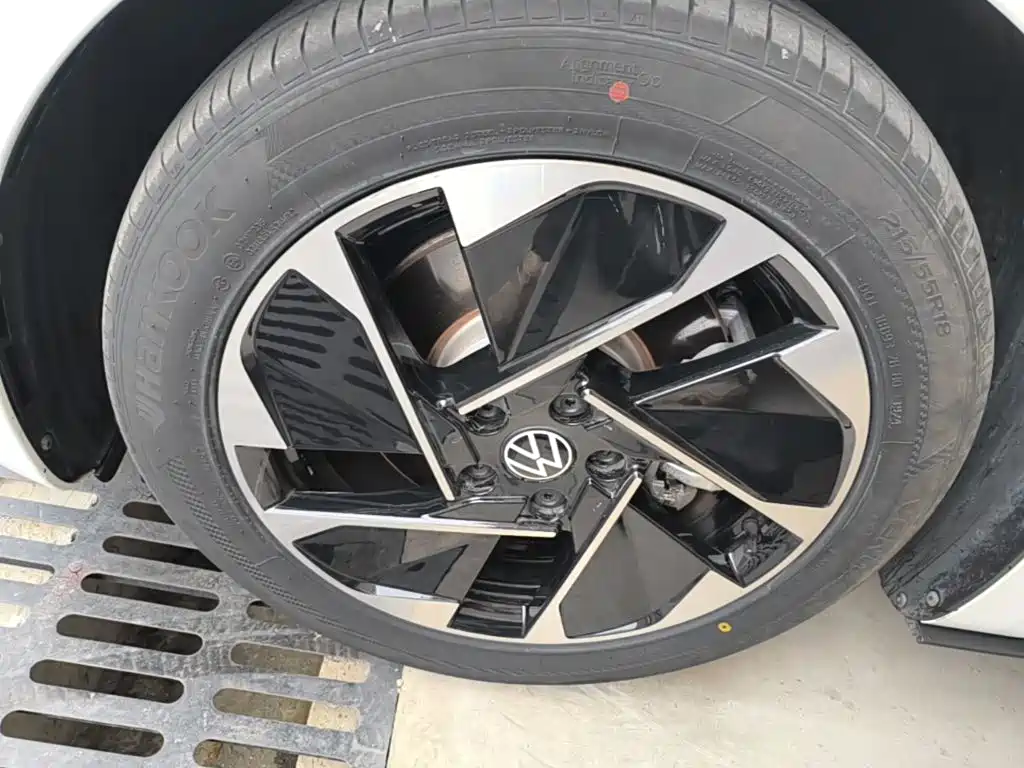 Volkswagen ID.3 — миниатюра 23