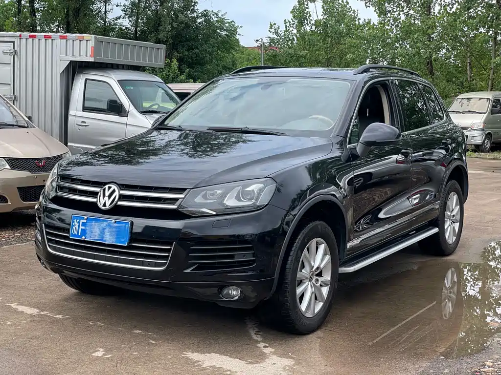 Купить Volkswagen Touareg