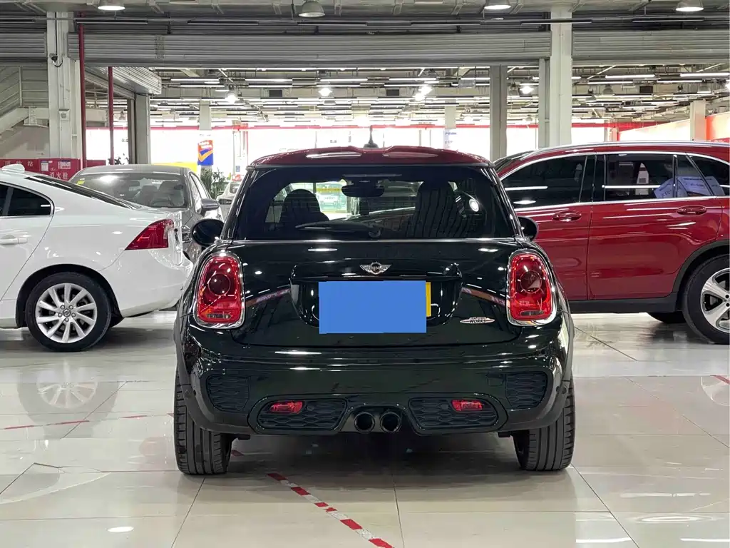 Mini JCW 2015 2.0T JOHN COOPER WORKS
