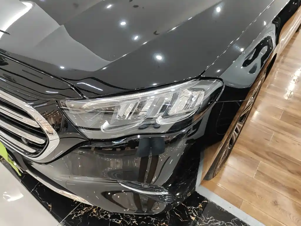 Mercedes-Benz E-Class — миниатюра 24
