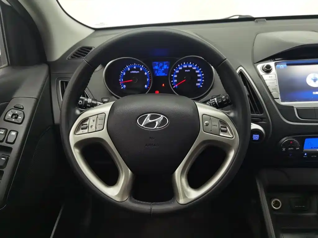 Hyundai ix35 — миниатюра 17